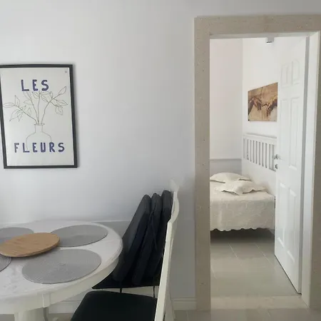 Apartament Lunares *